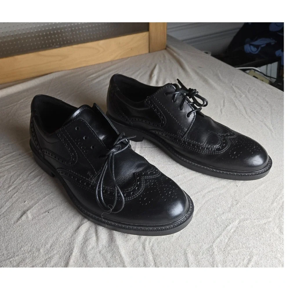 ECCO Wingtip Oxford Mens 9-9.5 Black Leather Brogue Dress Shoes Lace Up Like New